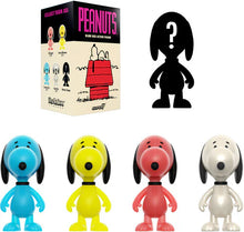 Peanuts Snoopy Blind Box - Wave 5 Reaction Figures [Super7]