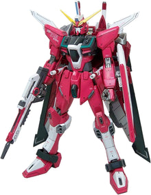 Bandai: MG - Infinite Justice Gundam (1/100)