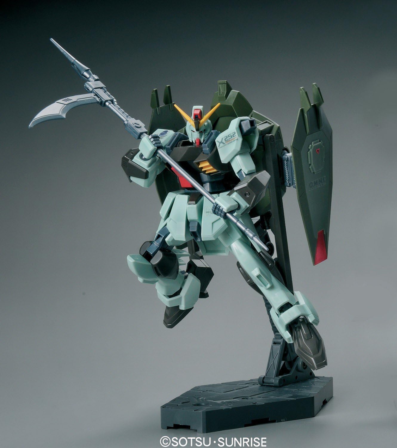 Bandai: HG - Forbidden Gundam (1/144)